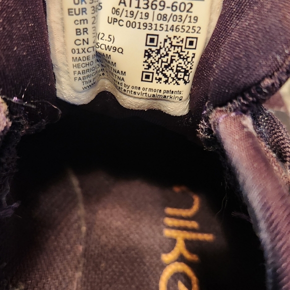 Nike Legend React Running Shoes - Picture 6 of 7